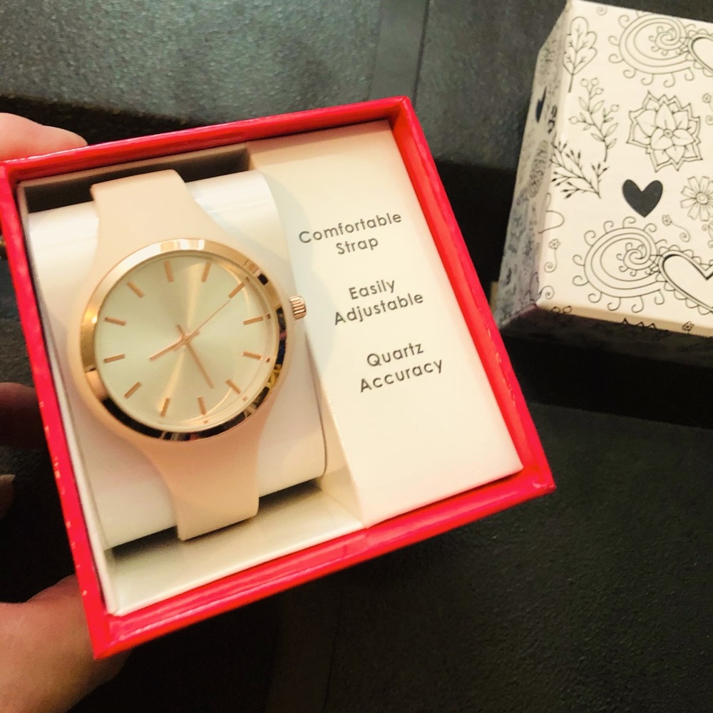 Beige Rubber watch.
